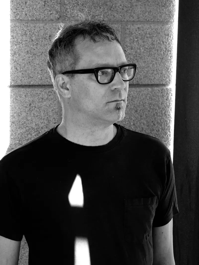Portrét – Charlie Clouser